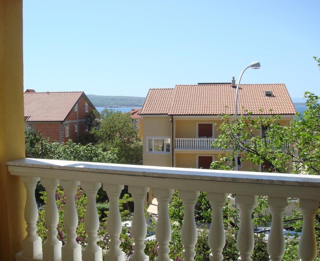Apartments Jelicic Selce Exteriör bild